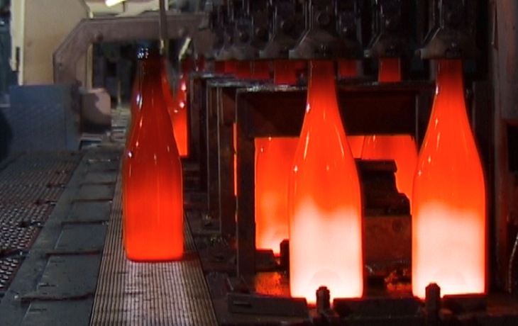 La gestion des déchets - Le recyclage du verre - 5mn 58s